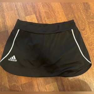 Adidas black/white skort